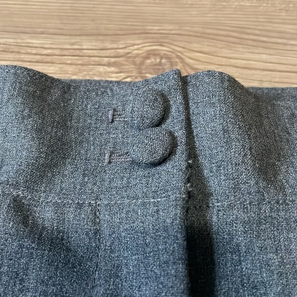 Ann Taylor Margo cropped trousers Gray Womens 2 Neutral Business casual Career - Picture 5 of 14